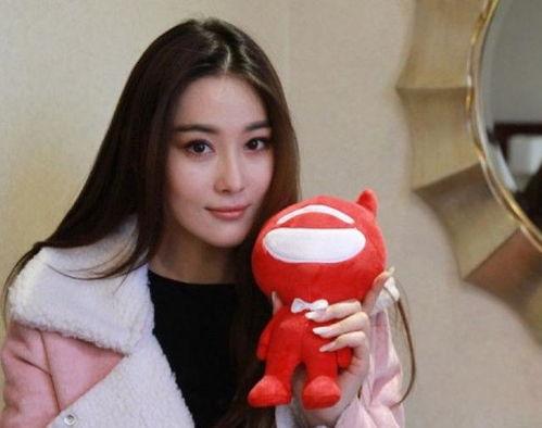 张馨予表姐爆料视频大全,揭秘娱乐圈不为人知的一面 第1张 张馨予表姐爆料视频大全,揭秘娱乐圈不为人知的一面 第1张